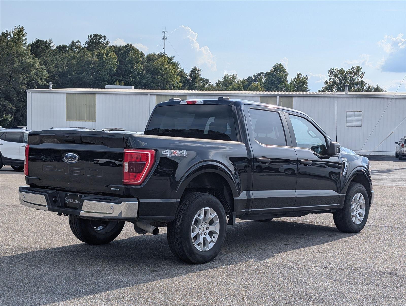 2023 Ford F-150 XLT photo 6