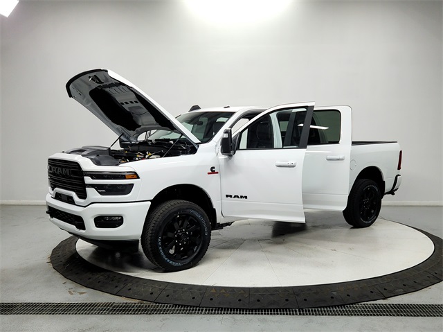 2025 Ram 3500 Laramie photo 10
