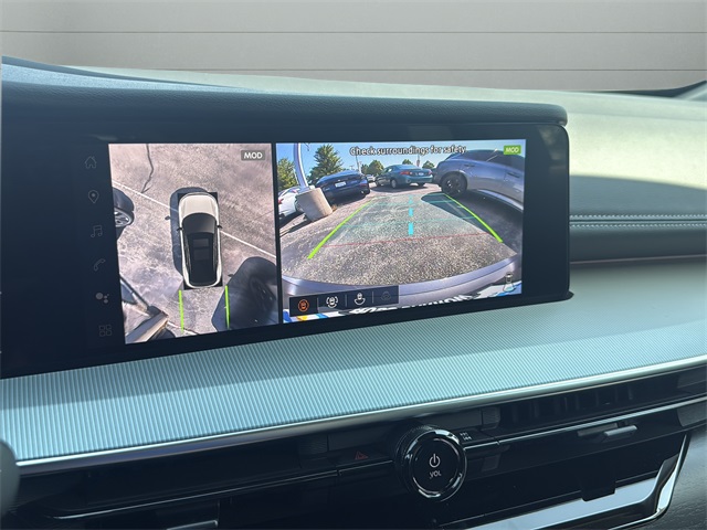 2025 Nissan Murano SL photo 17