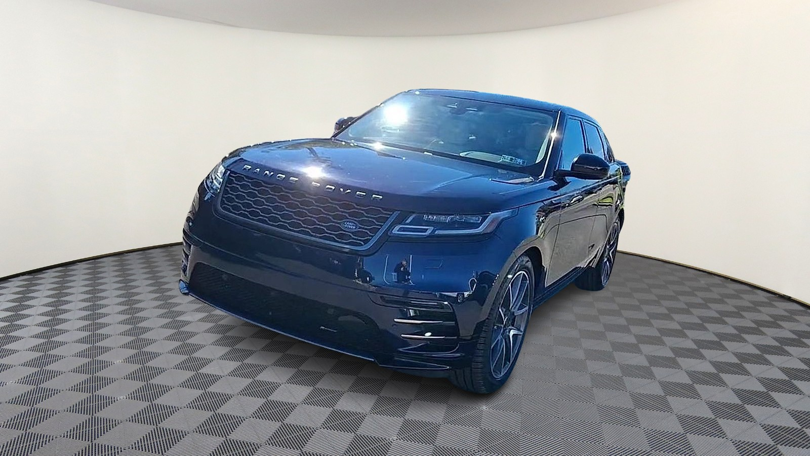 2022 Land Rover Range Rover Velar P250 R-Dynamic S photo 3