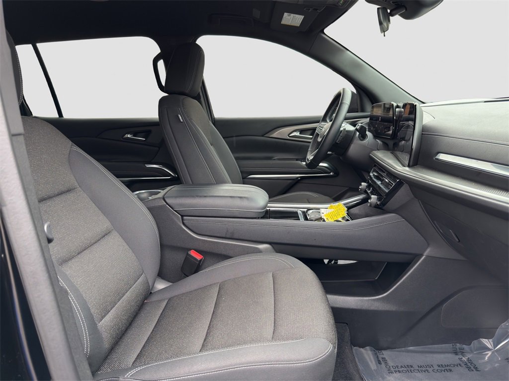 2024 Chevrolet Traverse LS photo 21