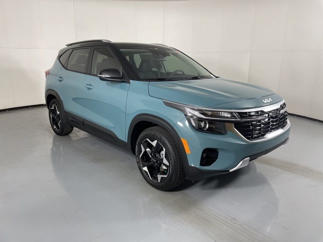 2026 Kia Seltos S photo 2