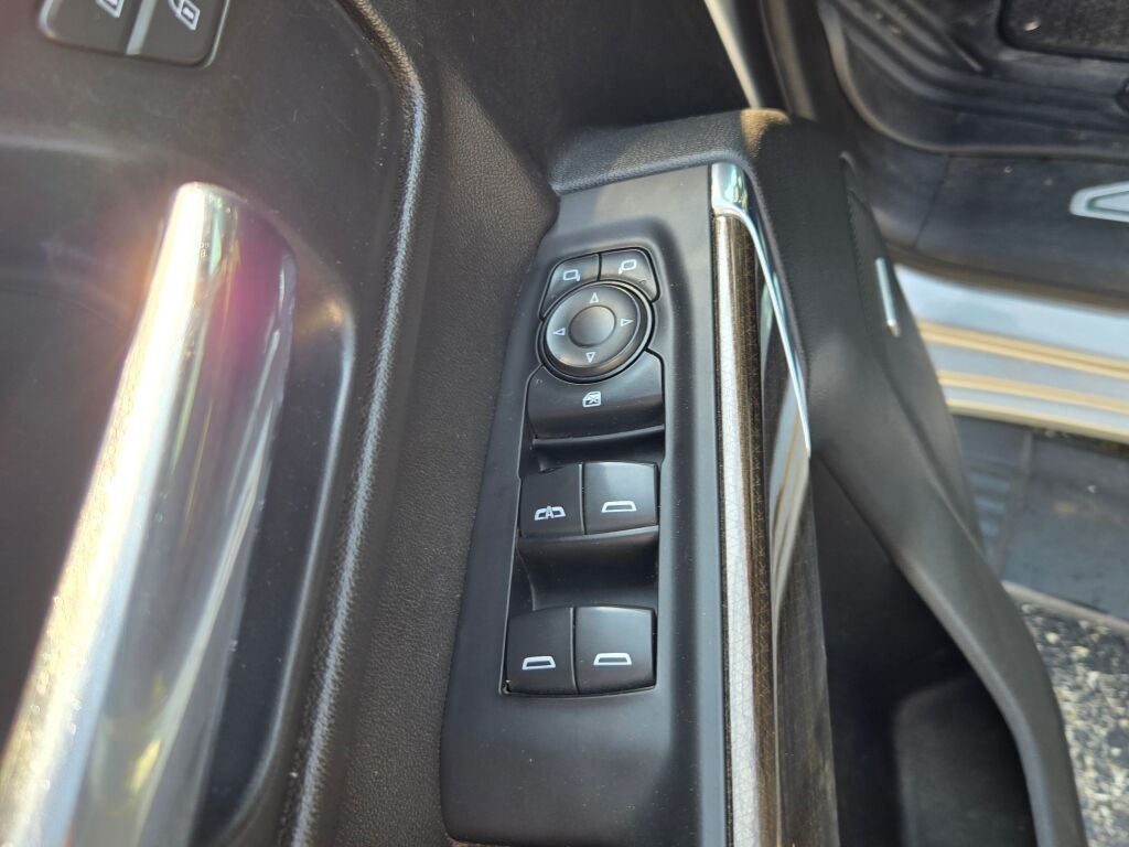 2020 Chevrolet Silverado 1500 RST photo 18