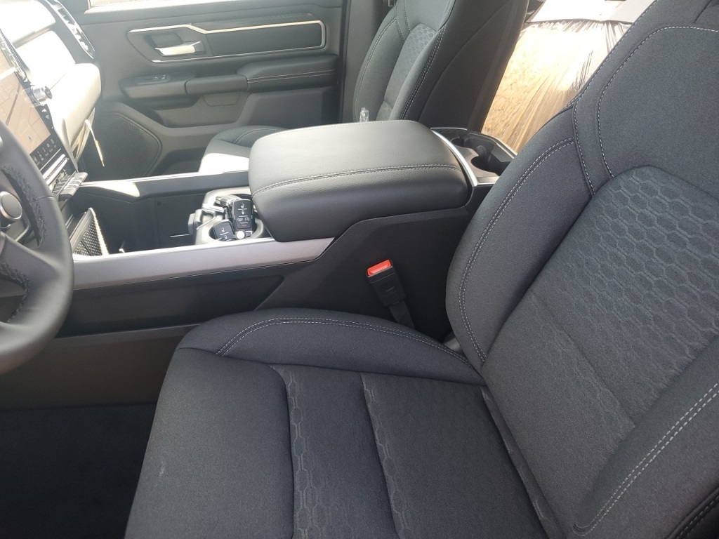 2025 Ram 1500 Big Horn Lone Star photo 12