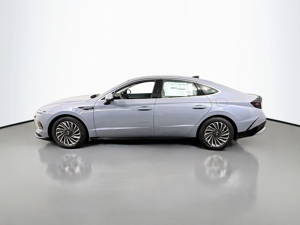 2025 Hyundai Sonata Hybrid SEL photo 4