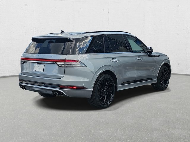 2023 Lincoln Aviator Reserve photo 3