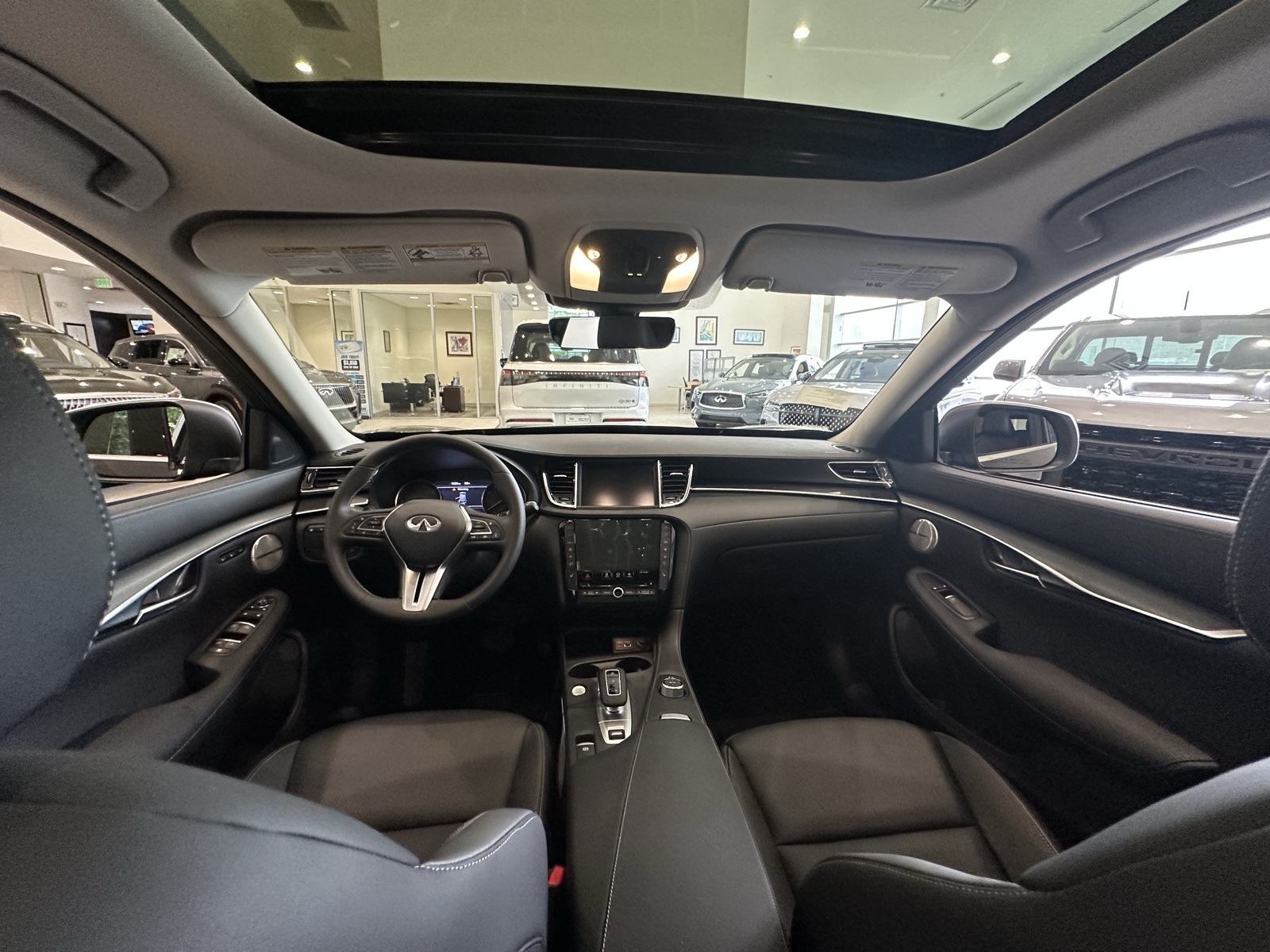 2025 Infiniti QX50 Luxe AWD photo 22