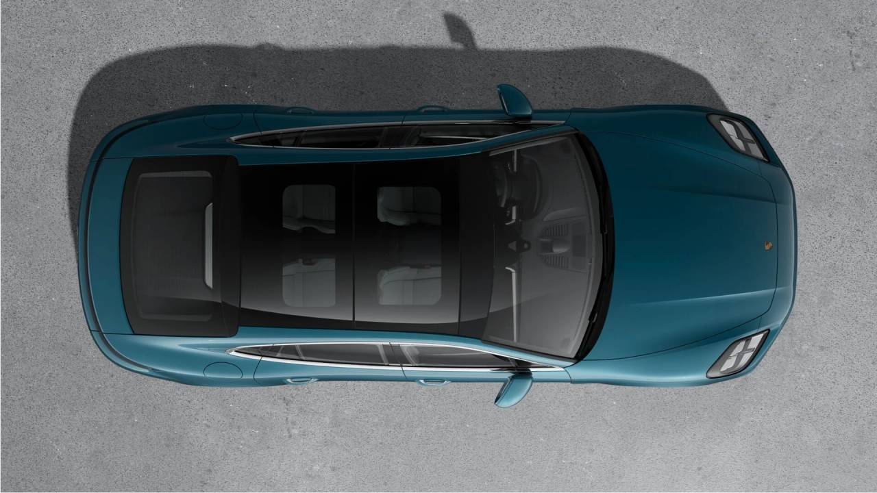 2026 Porsche Panamera 4 E-Hybrid photo 4