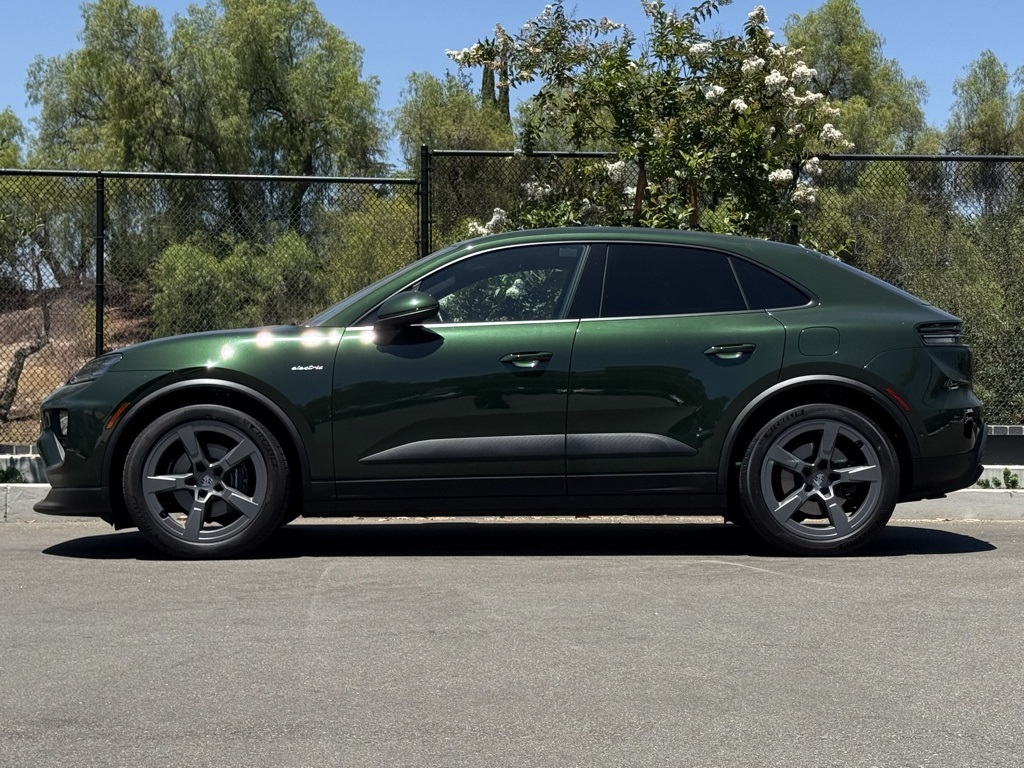Used 2025 Porsche Macan Base with VIN WP1AD2XA0SL075037 for sale in Los Angeles, CA