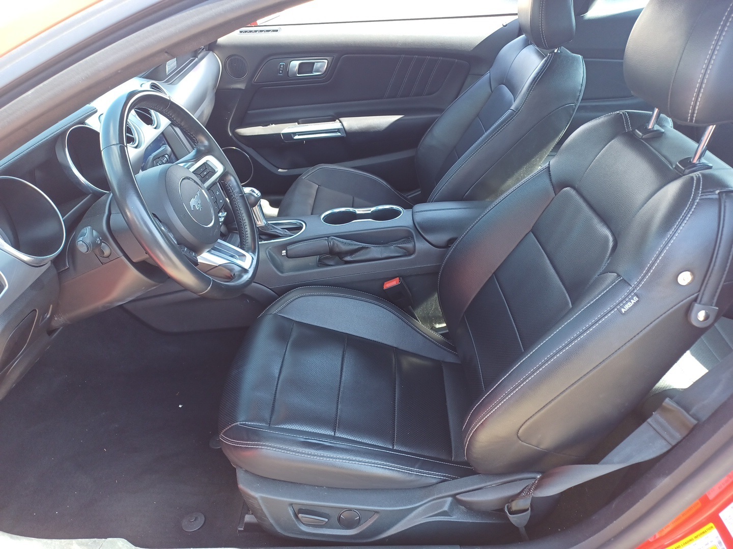 2023 Ford Mustang EcoBoost Premium photo 6