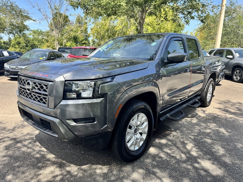 2023 Nissan Frontier SV photo 3