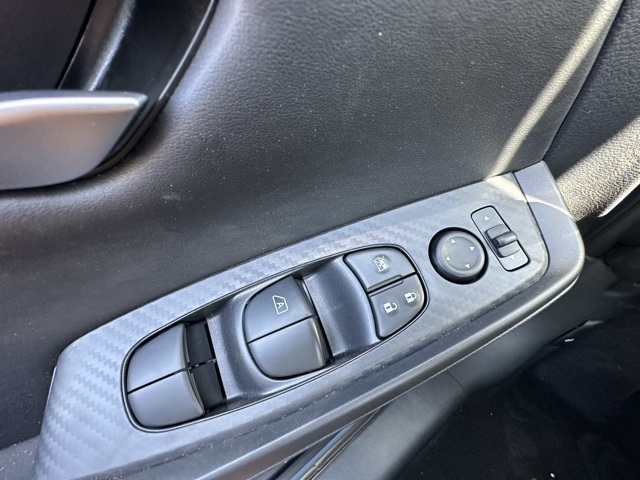 2025 Nissan Sentra SV photo 21