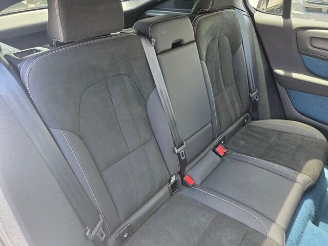 2022 Volvo C40 Recharge photo 30