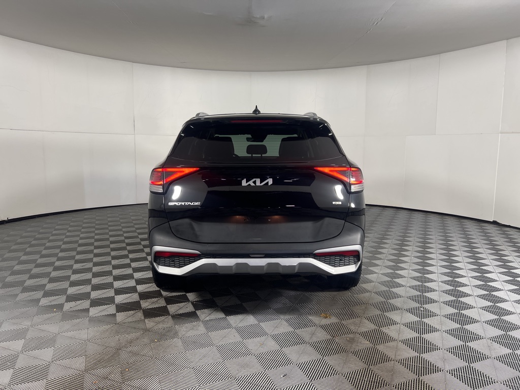 2023 Kia Sportage EX photo 3