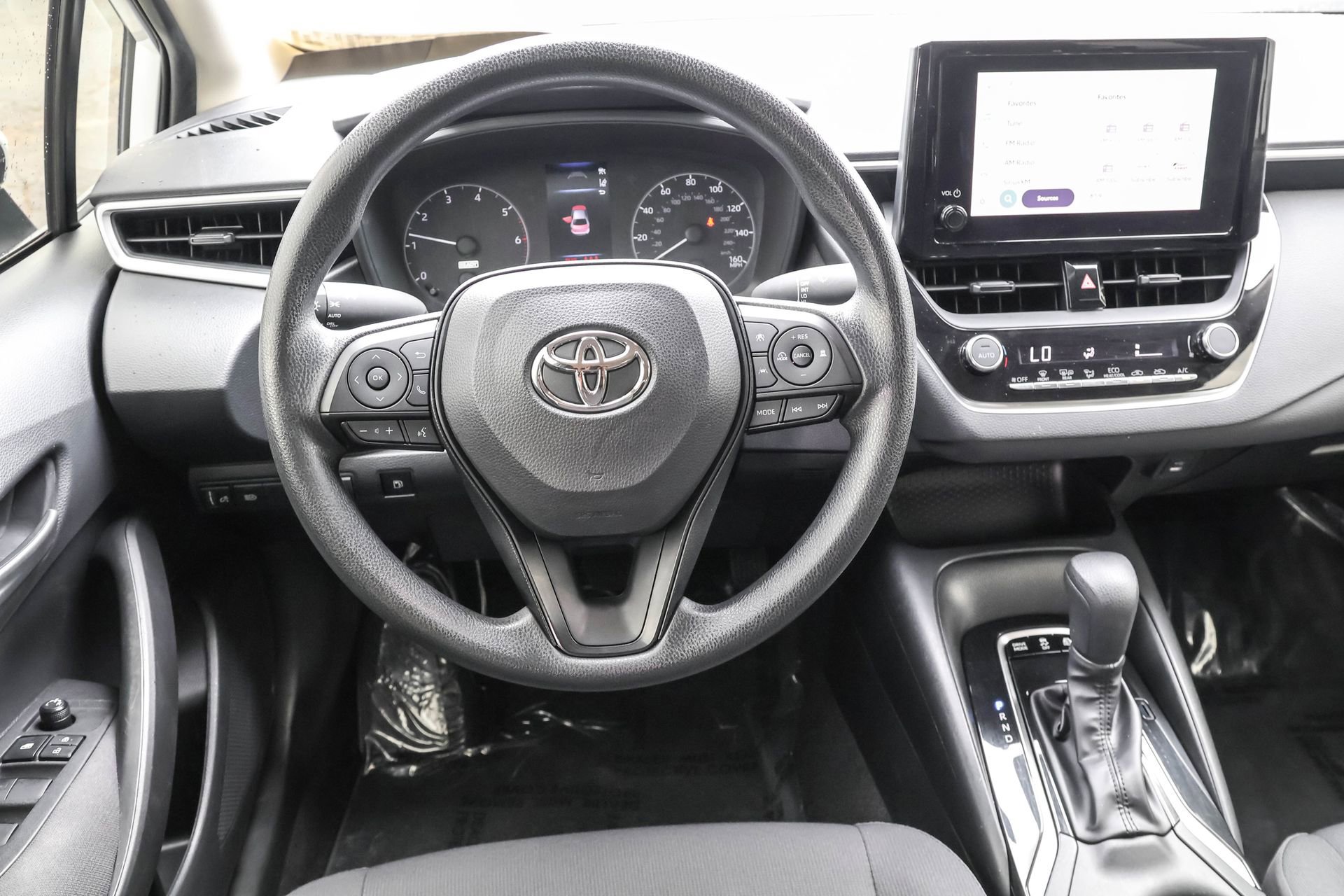 2023 Toyota Corolla Hybrid LE photo 27