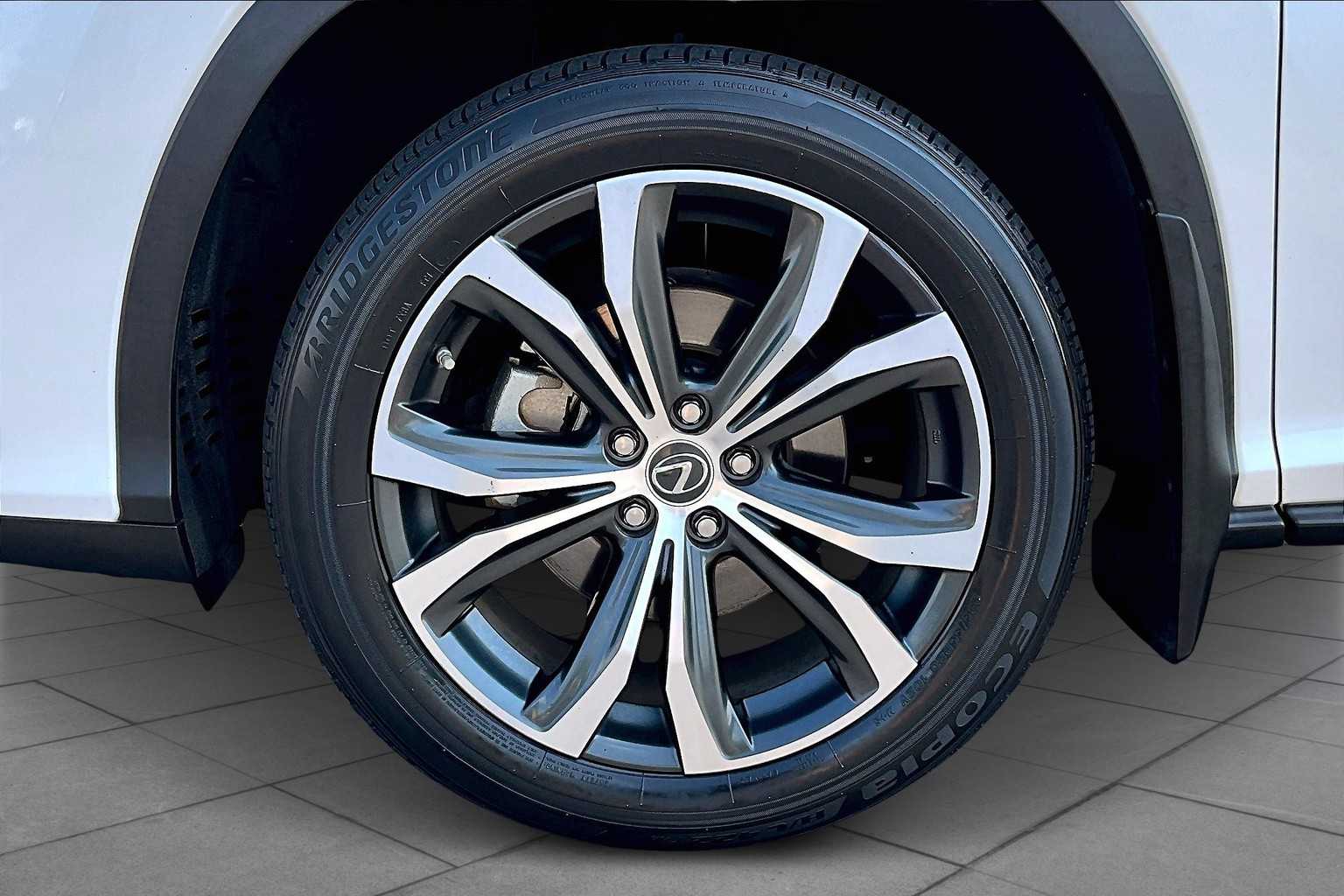 2022 Lexus RX Premium photo 10