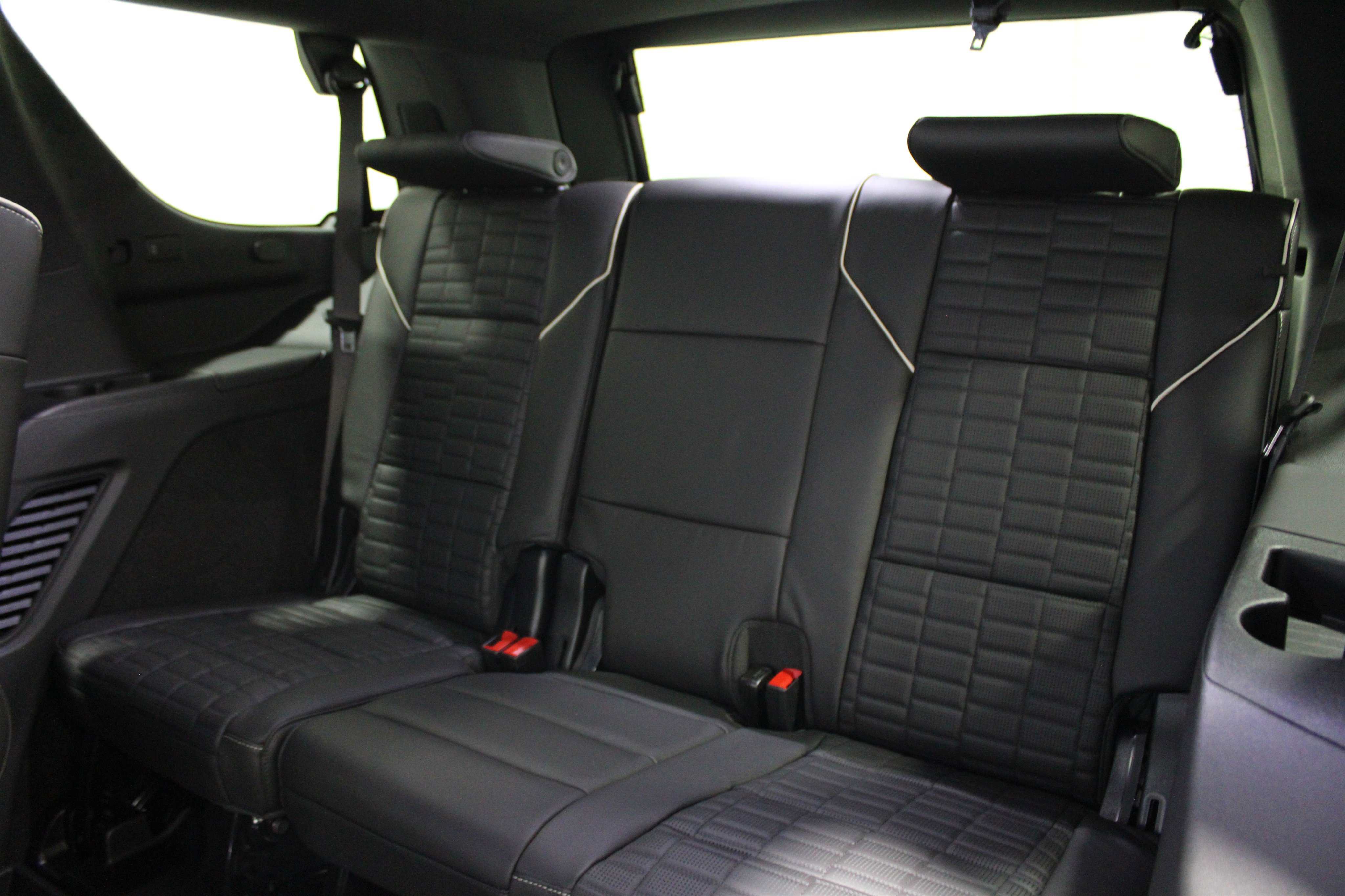 2025 Cadillac Escalade Premium Luxury Platinum photo 25