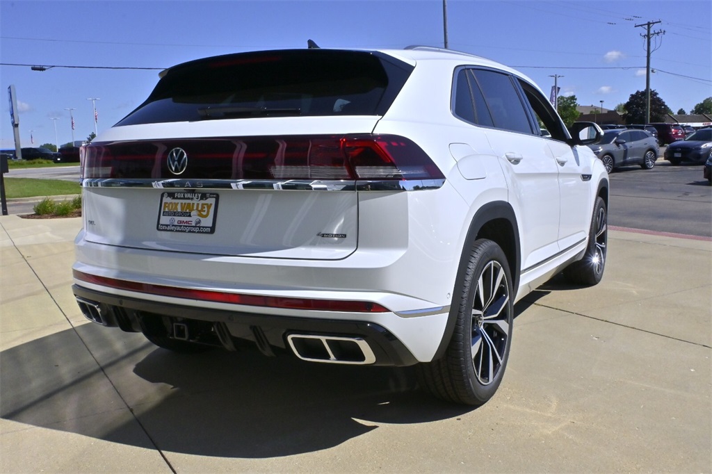2026 Volkswagen Atlas Cross Sport SEL Premium R-Line photo 4