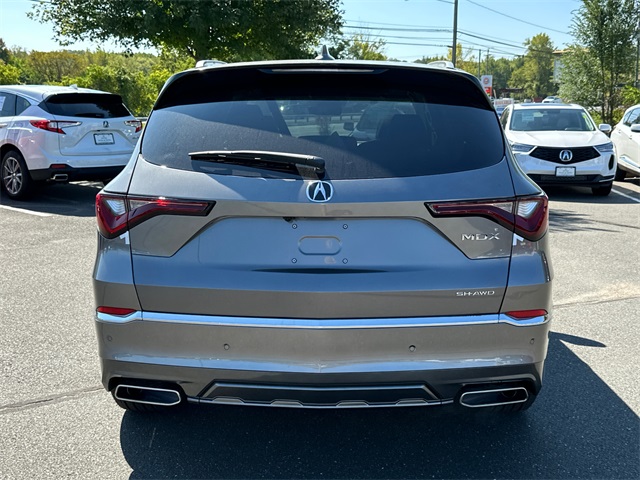 2026 Acura MDX SH-AWD Advance photo 2