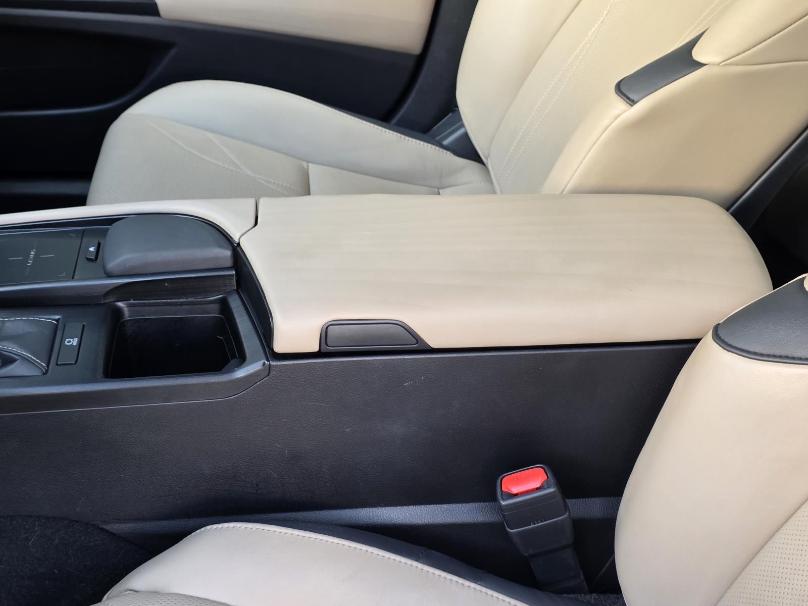 2020 Lexus ES 350 Ultra Luxury photo 8