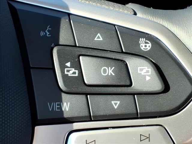2026 Volkswagen Jetta SEL photo 16