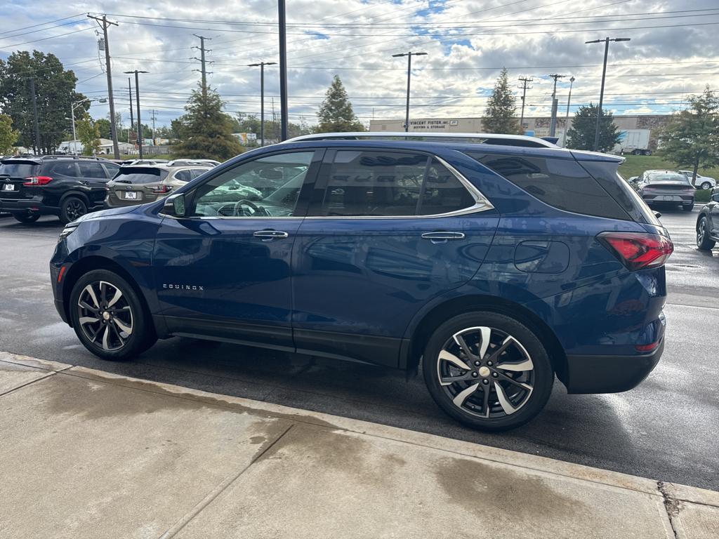 2022 Chevrolet Equinox Premier photo 3