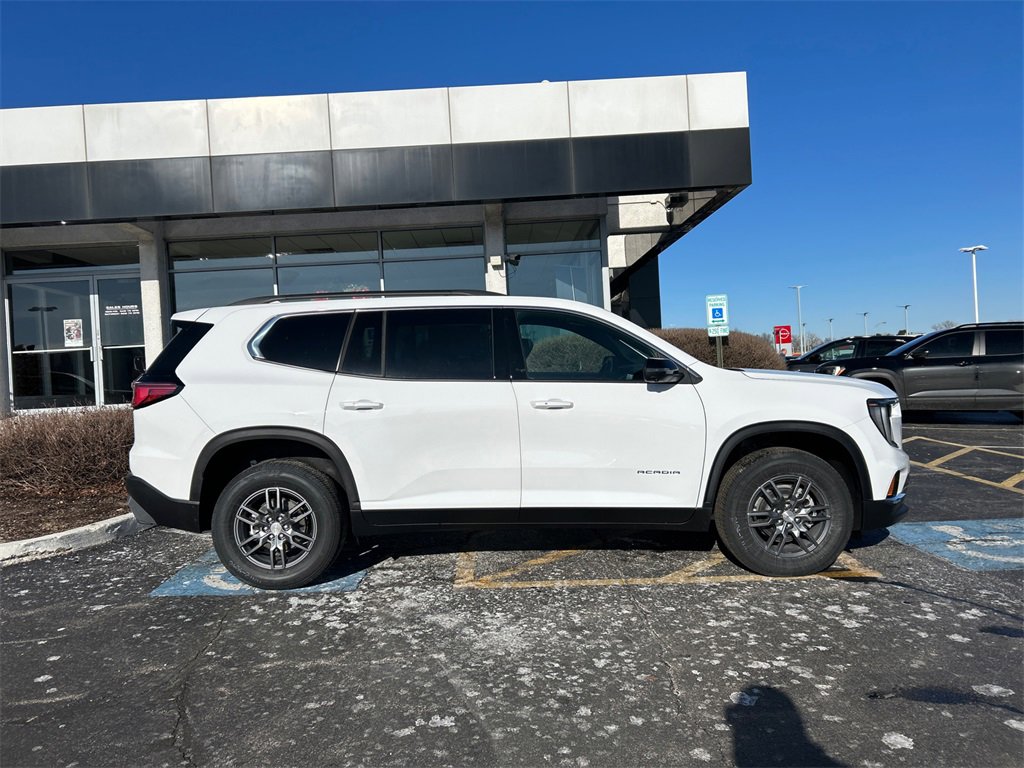 2026 GMC ACADIA - Image 8