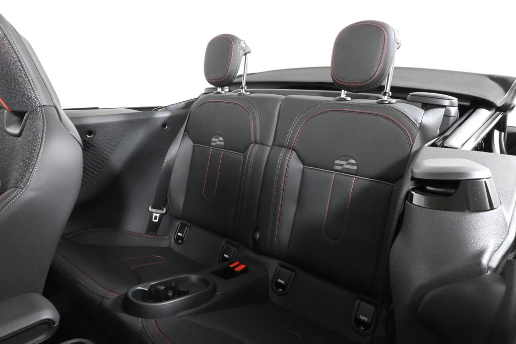 2026 Mini Cooper Convertible Iconic photo 4