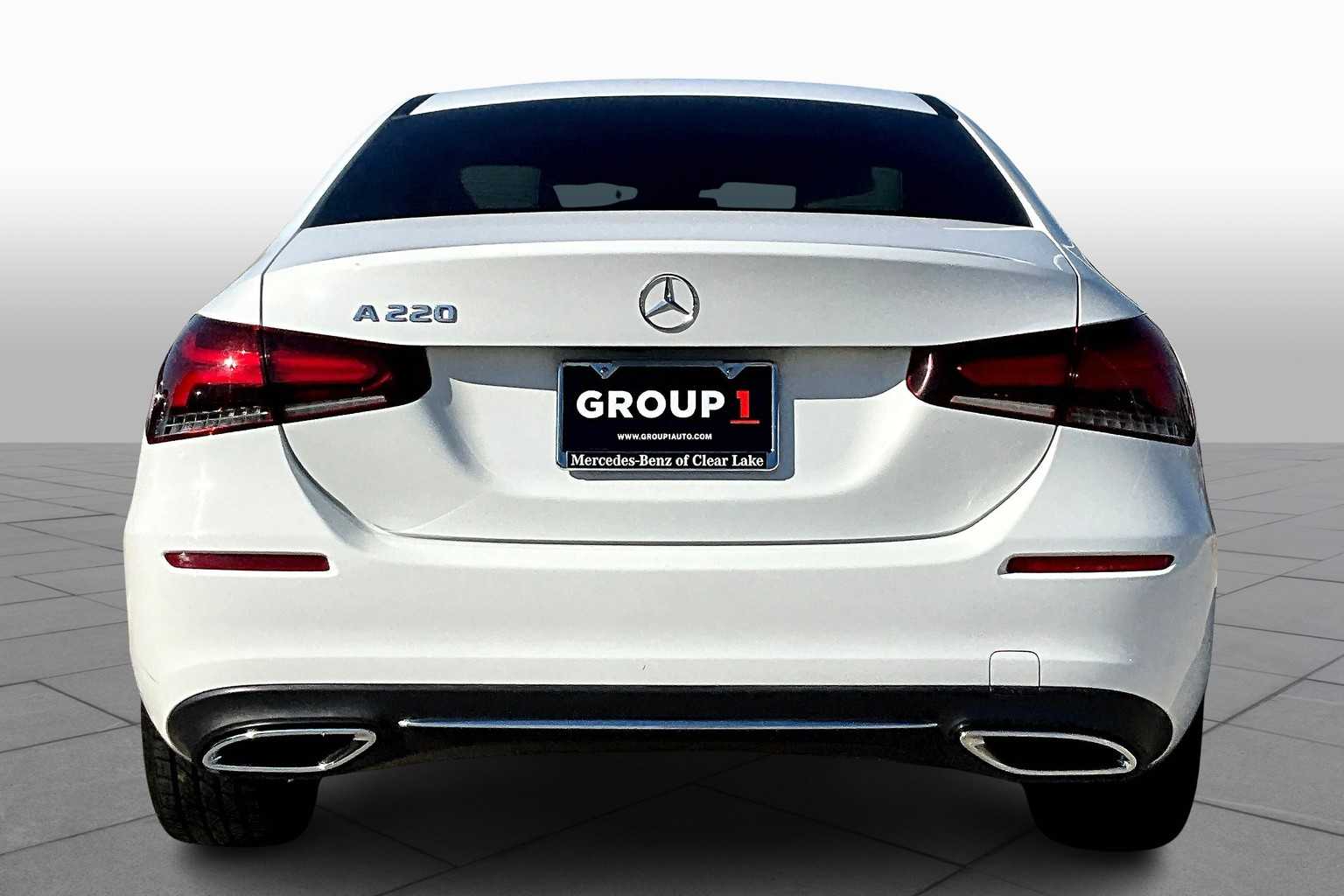2022 Mercedes Benz A 220 photo 4