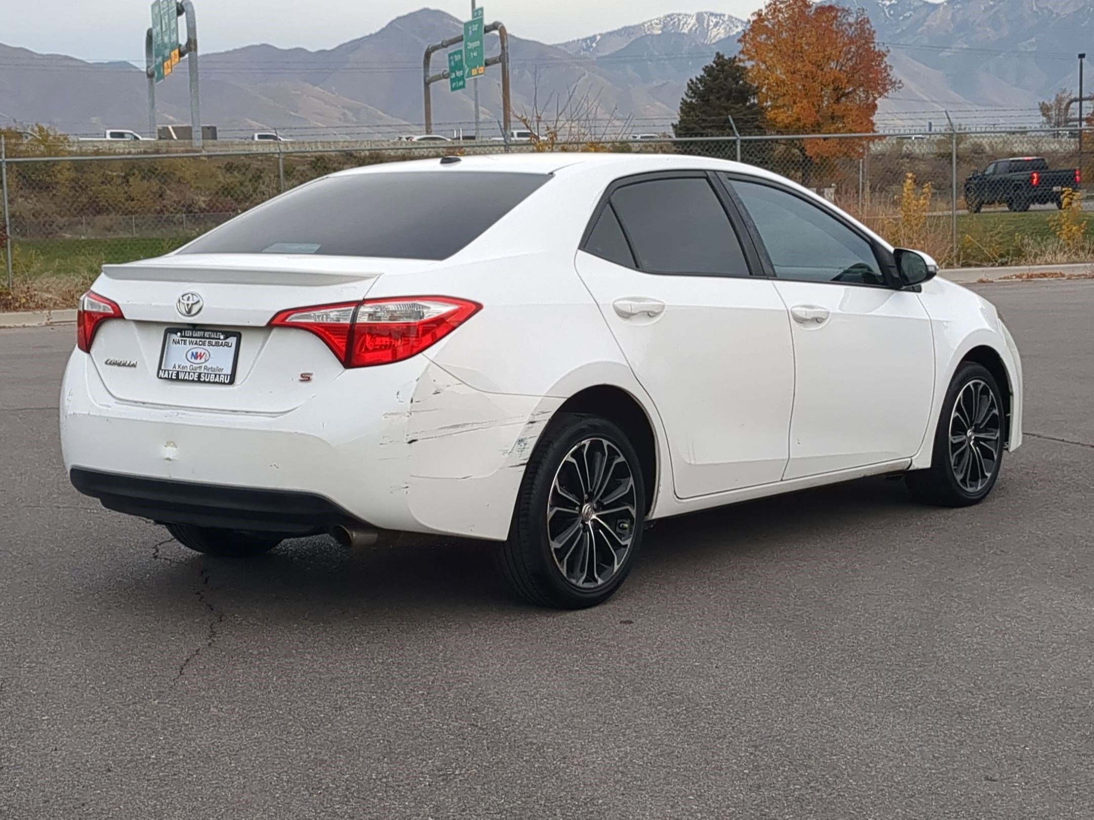 2014 Toyota Corolla L photo 3