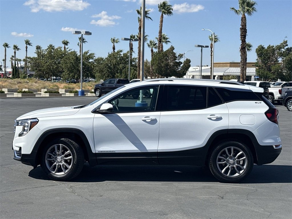 2024 Gmc Terrain SLT photo 26