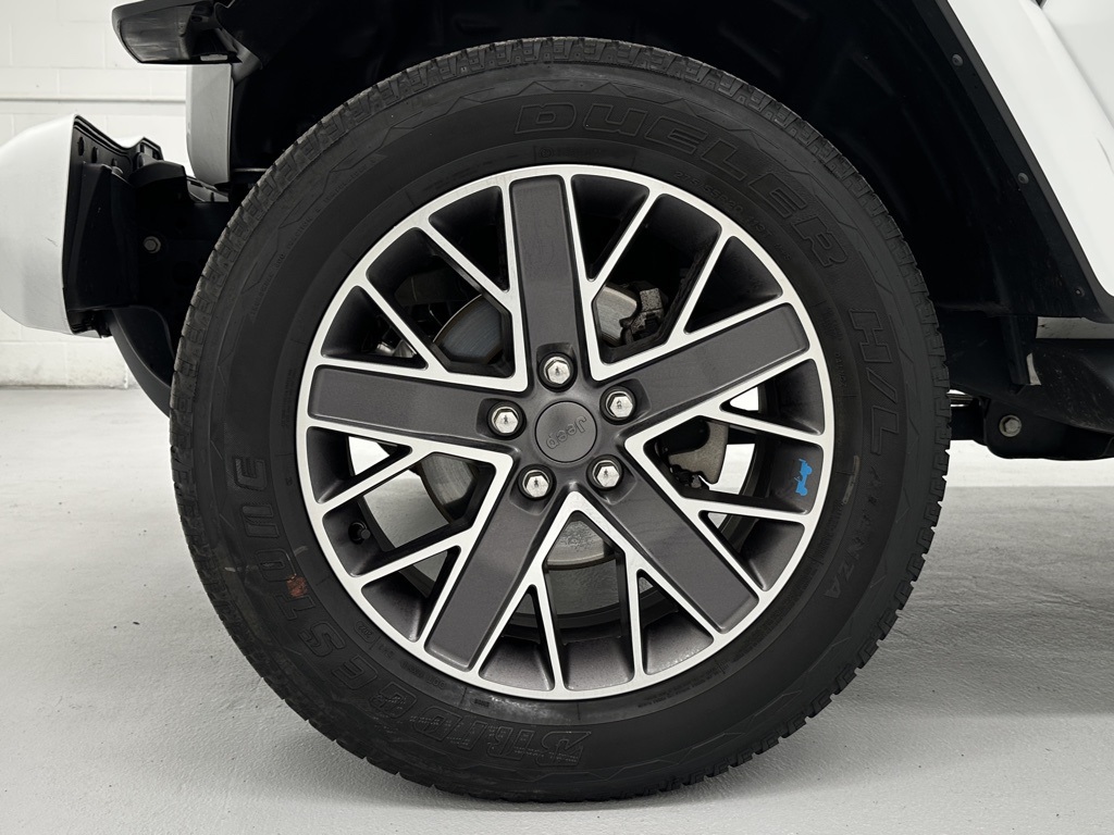2022 Jeep Wrangler Unlimited Sahara High Altitude 4xe photo 9