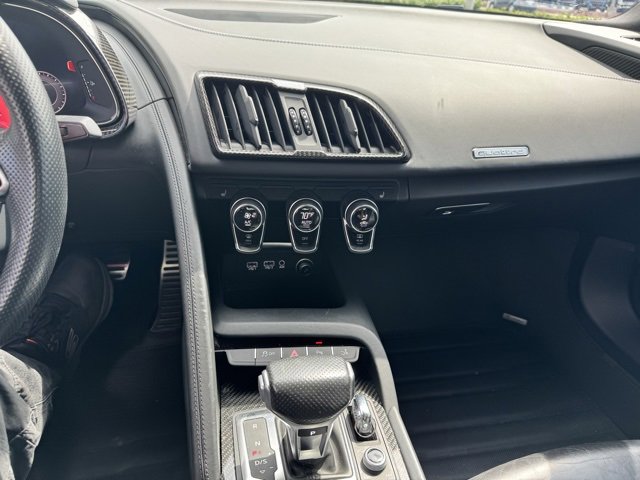 2018 Audi R8 Coupe V10 photo 10