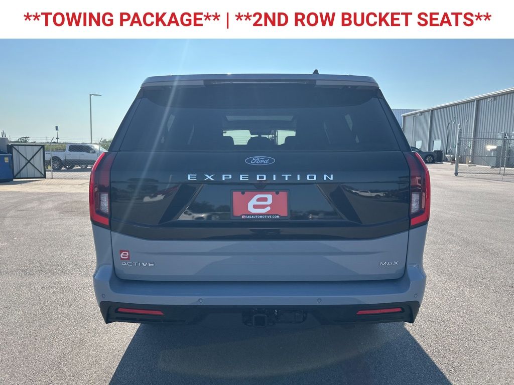 2025 Ford Expedition MAX photo 6