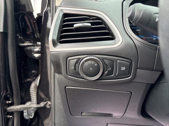 2024 Ford Edge SEL photo 14
