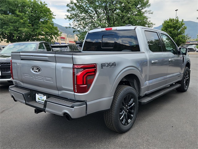 2025 Ford F-150 Lariat photo 3