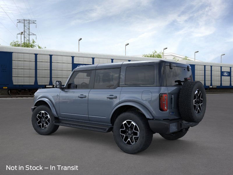 2025 Ford Bronco Outer Banks photo 4