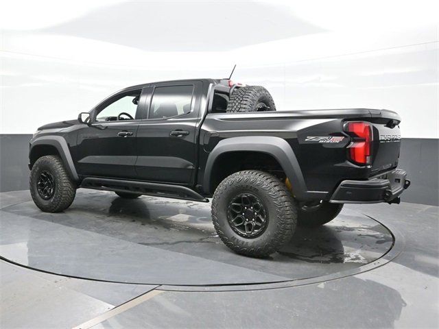 2026 Chevrolet Colorado ZR2 photo 3