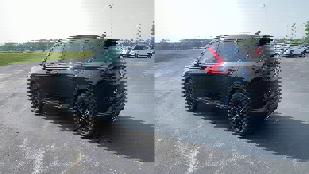 2026 Honda CR-V Sport Touring Hybrid photo 6
