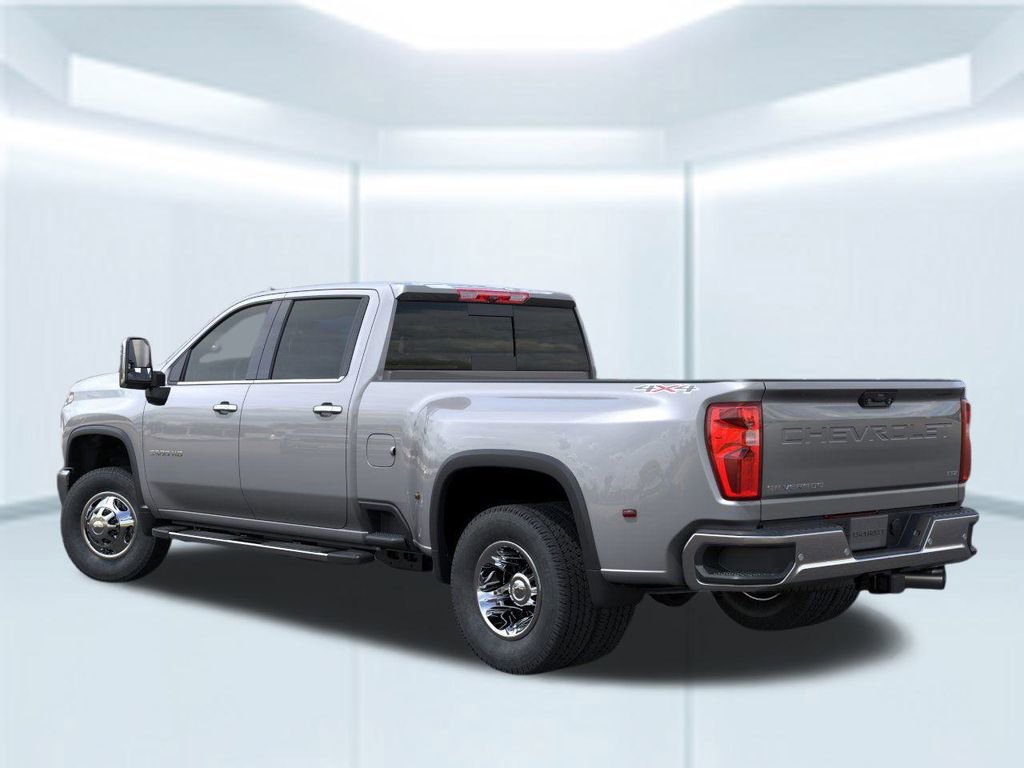 2026 Chevrolet Silverado 3500HD LTZ photo 2