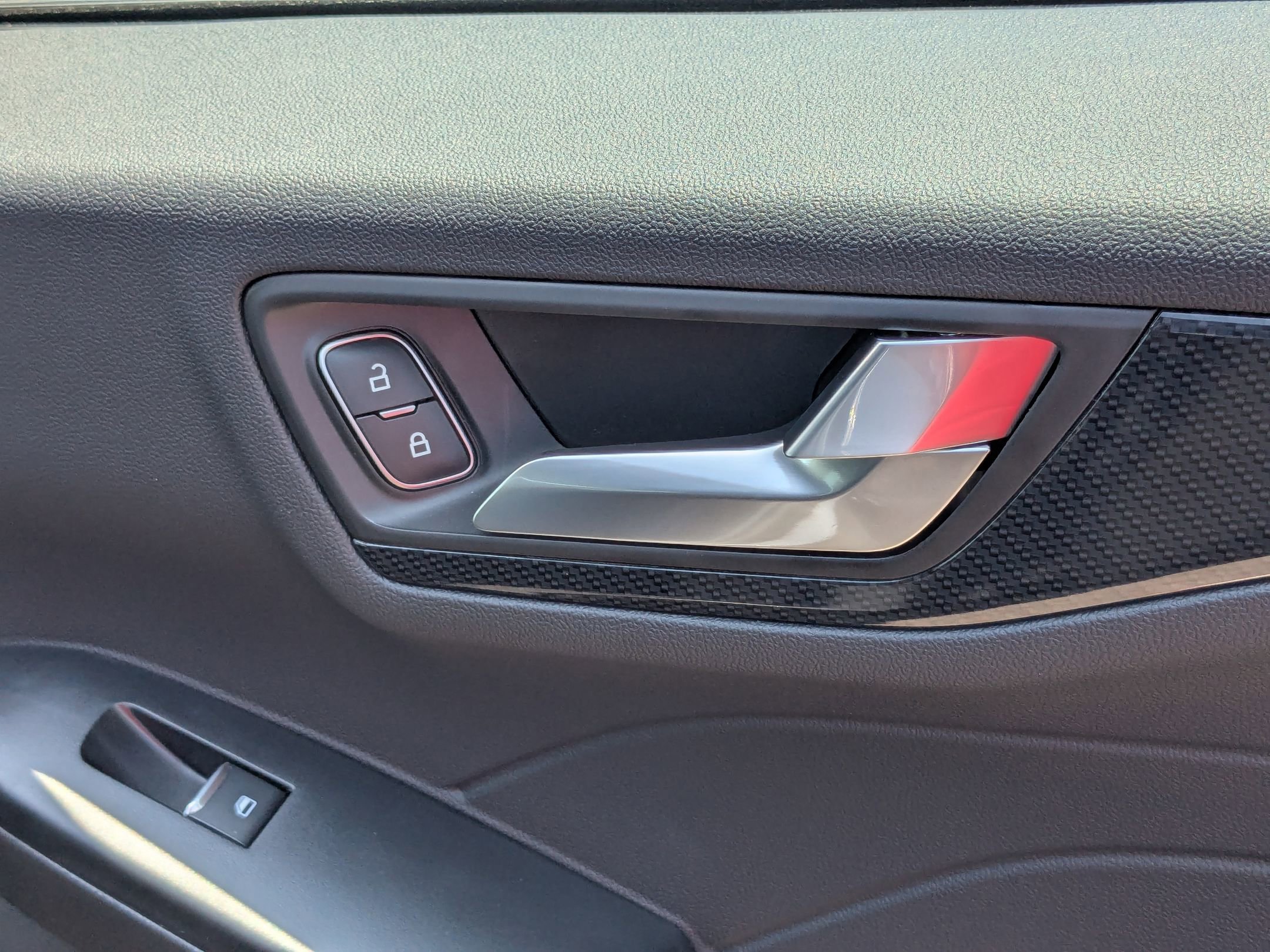 2025 Ford Escape ST-Line photo 31