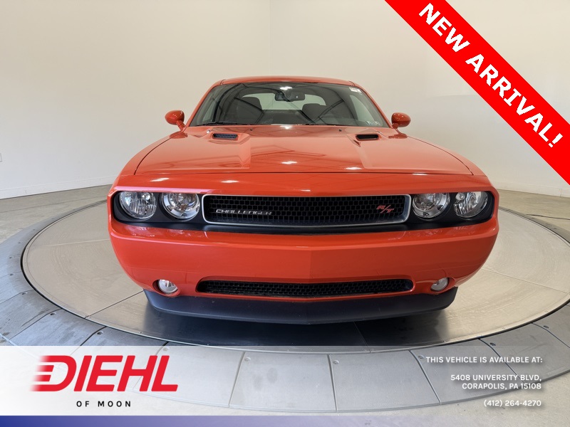 2013 Dodge Challenger R/T photo 2