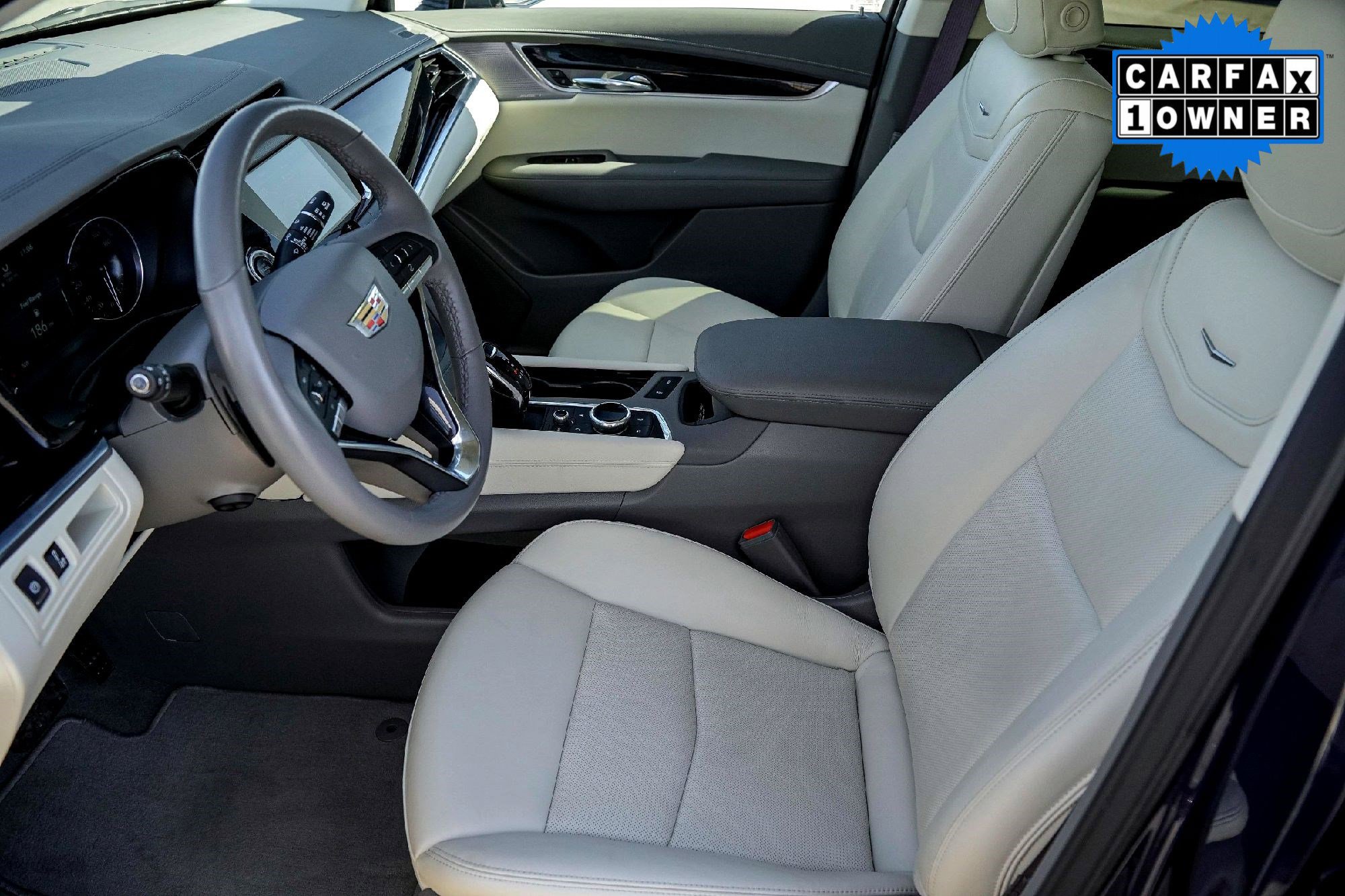2025 Cadillac XT6 Premium Luxury photo 10