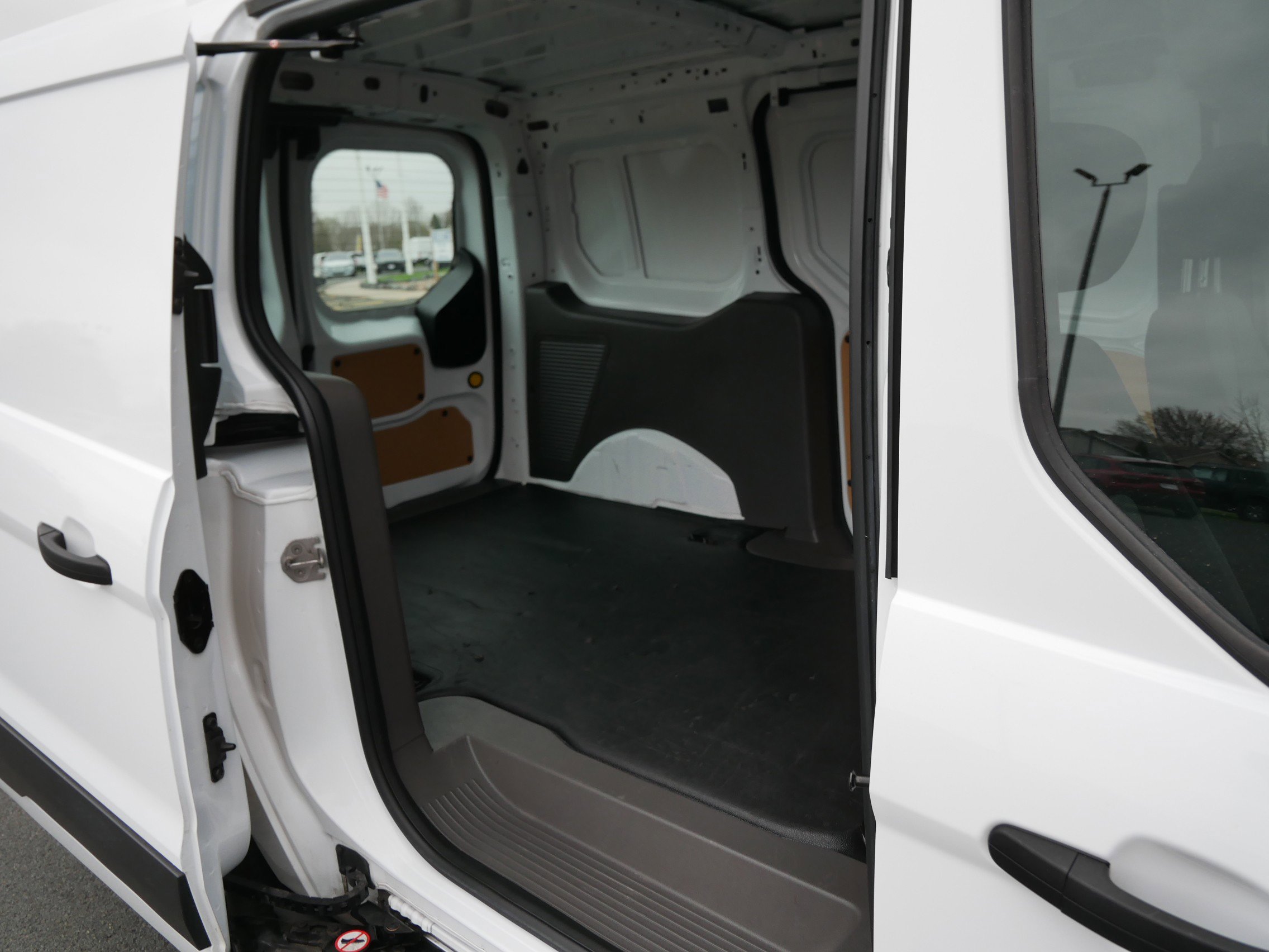 2022 Ford Transit Connect XL photo 12