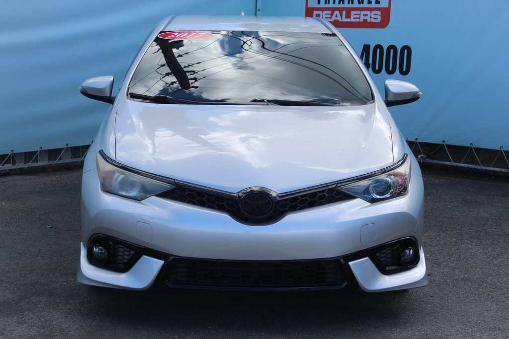 2017 Toyota Corolla iM Base photo 2