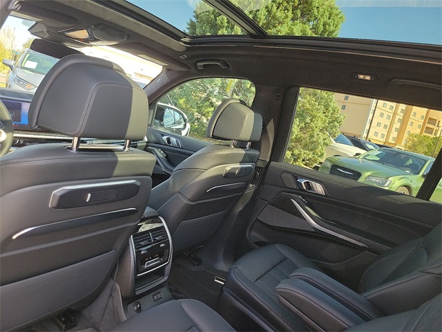 2026 Bmw X7 M60i photo 14