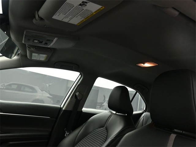 2023 Toyota Camry SE photo 25