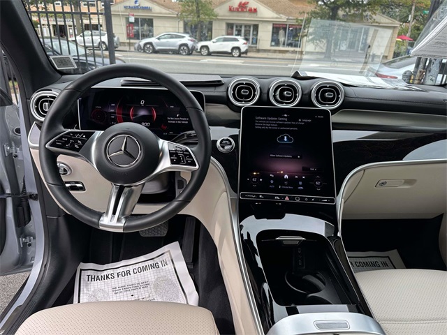 2025 Mercedes Benz GLC 300 4MATIC photo 18