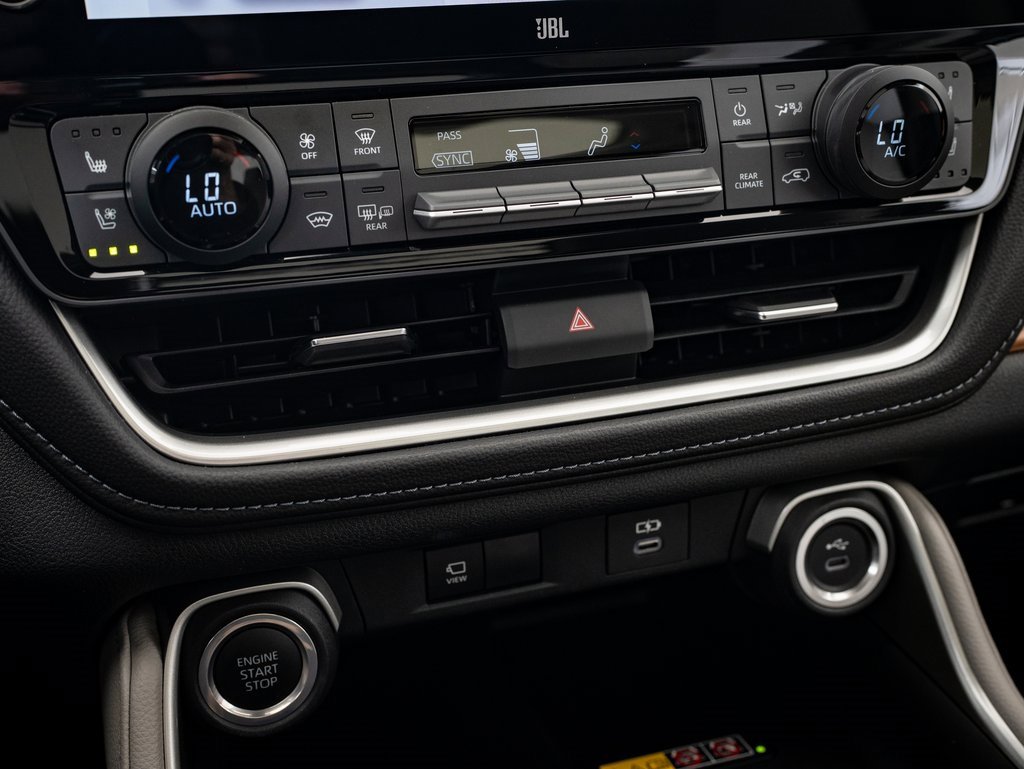 2024 Toyota Grand Highlander Limited photo 22