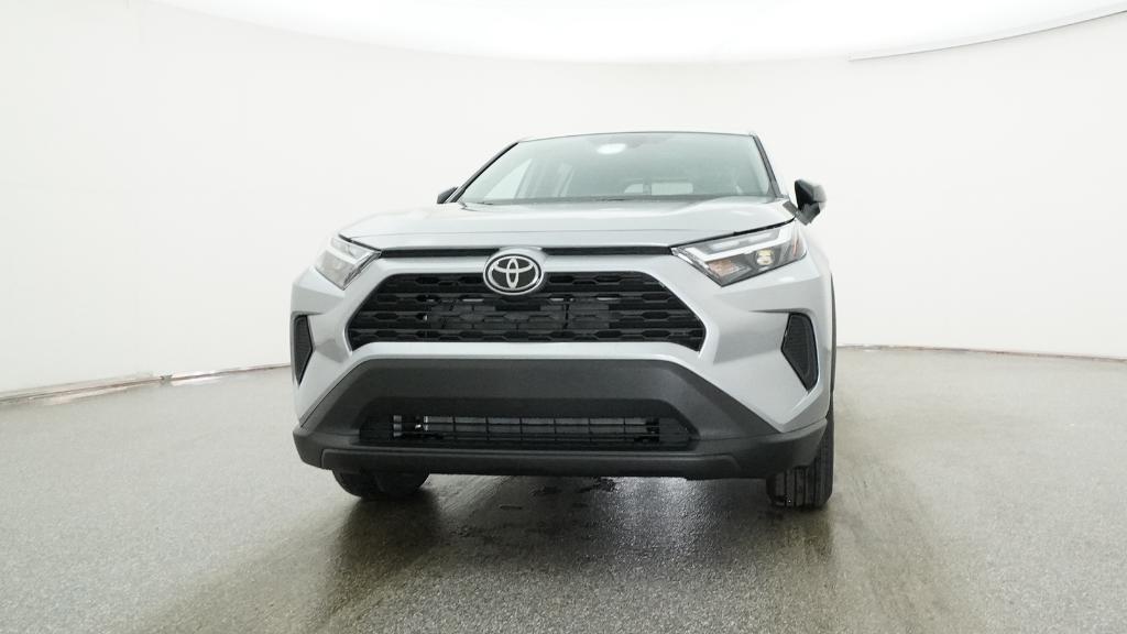 2025 Toyota RAV4 LE photo 3